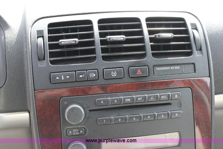 image for item J2275 2007 Chevrolet Uplander Cargo van