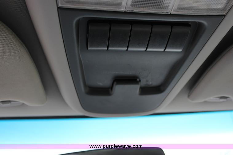 image for item J2275 2007 Chevrolet Uplander Cargo van