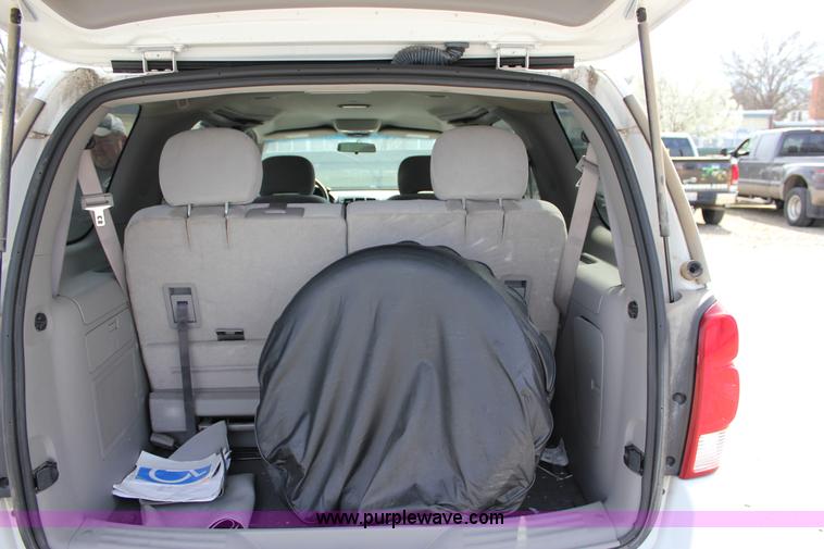 image for item J2275 2007 Chevrolet Uplander Cargo van