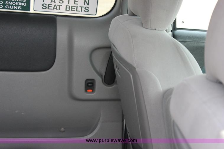 image for item J2275 2007 Chevrolet Uplander Cargo van