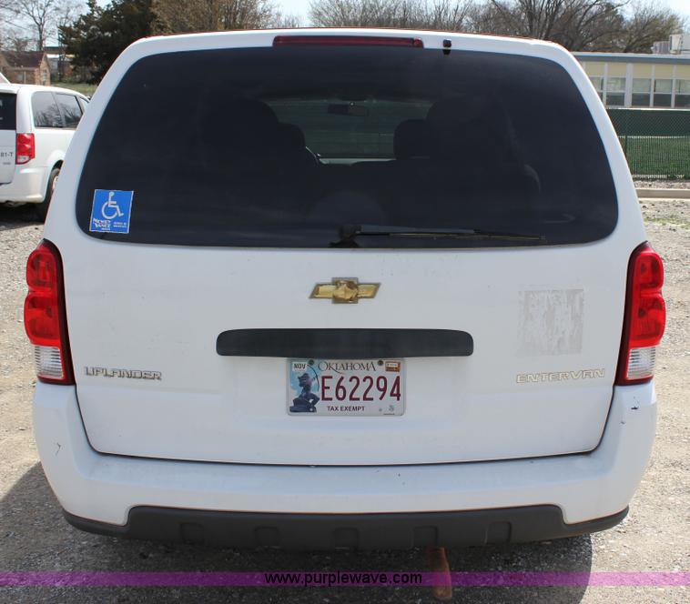image for item J2276 2007 Chevrolet Uplander Cargo van