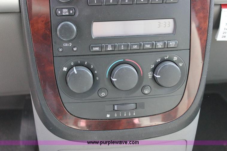 image for item J2276 2007 Chevrolet Uplander Cargo van