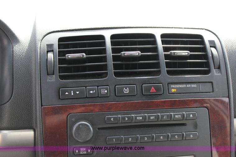 image for item J2276 2007 Chevrolet Uplander Cargo van