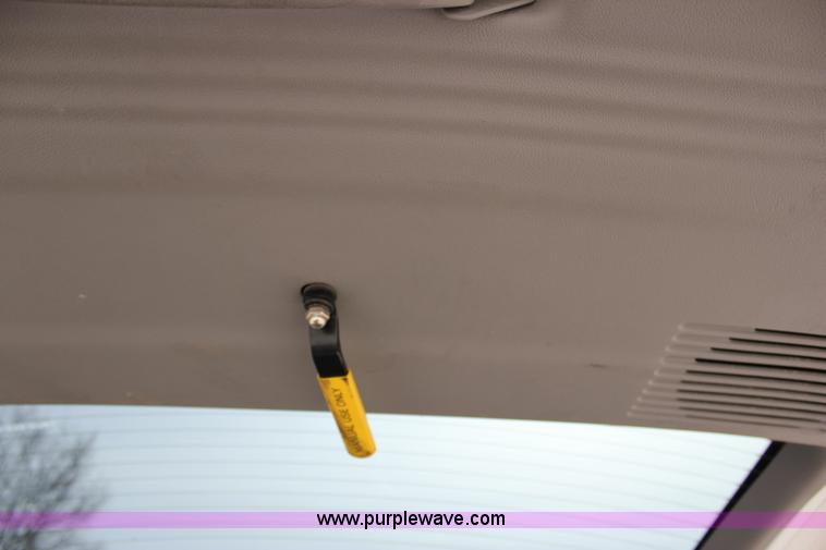 image for item J2276 2007 Chevrolet Uplander Cargo van