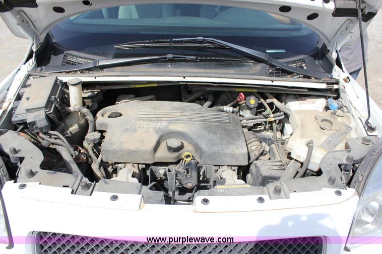 image for item J2276 2007 Chevrolet Uplander Cargo van