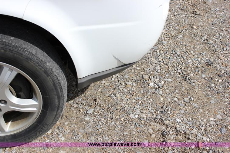 image for item J2276 2007 Chevrolet Uplander Cargo van