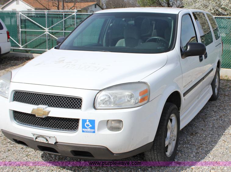 image for item J2277 2008 Chevrolet Uplander Cargo van