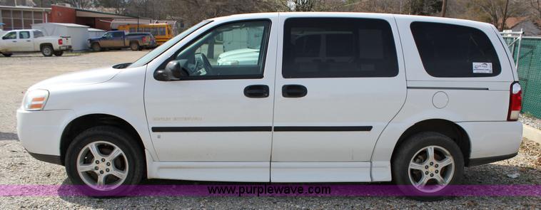 image for item J2277 2008 Chevrolet Uplander Cargo van