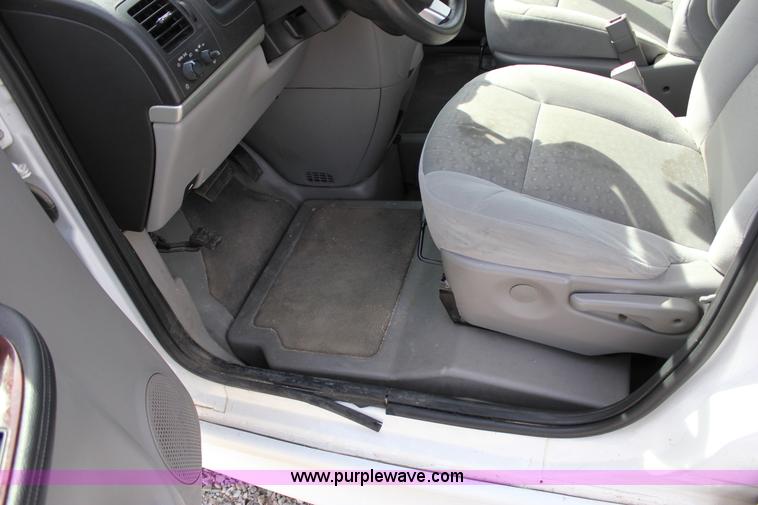 image for item J2277 2008 Chevrolet Uplander Cargo van