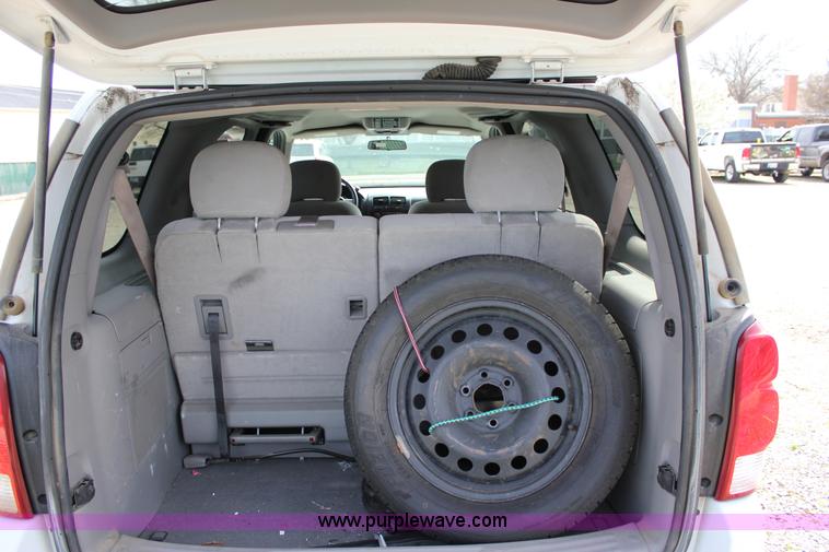 image for item J2277 2008 Chevrolet Uplander Cargo van