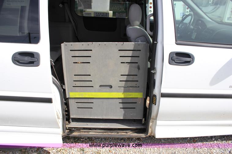 image for item J2277 2008 Chevrolet Uplander Cargo van
