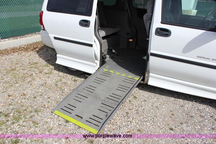 image for item J2277 2008 Chevrolet Uplander Cargo van