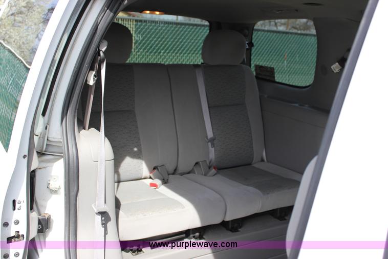 image for item J2277 2008 Chevrolet Uplander Cargo van