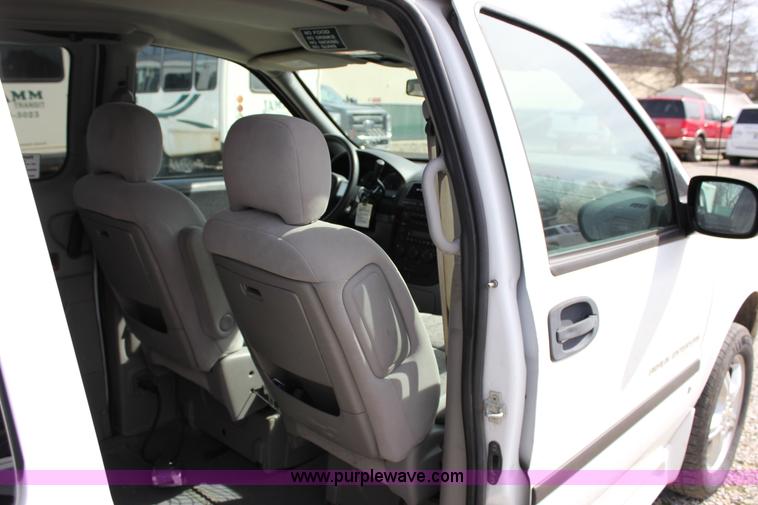 image for item J2277 2008 Chevrolet Uplander Cargo van