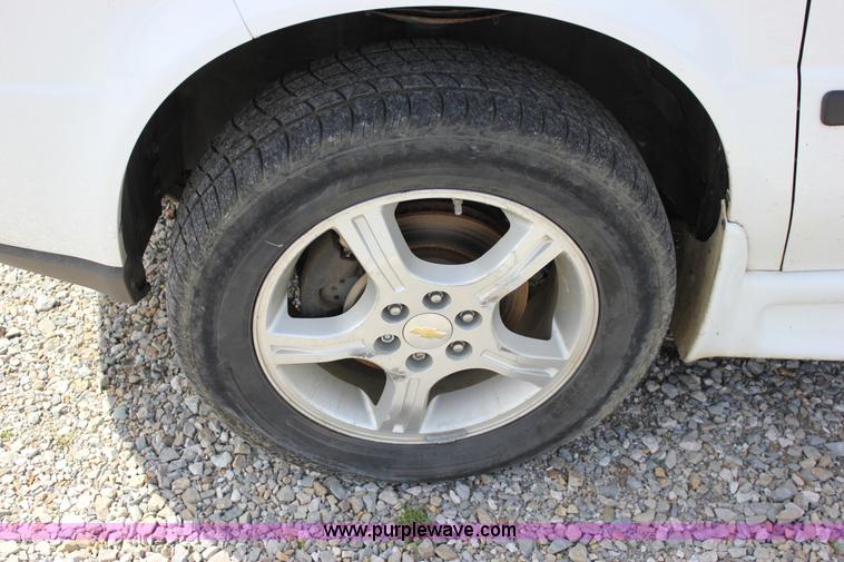 image for item J2277 2008 Chevrolet Uplander Cargo van