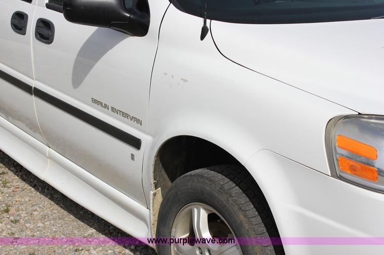 image for item J2277 2008 Chevrolet Uplander Cargo van