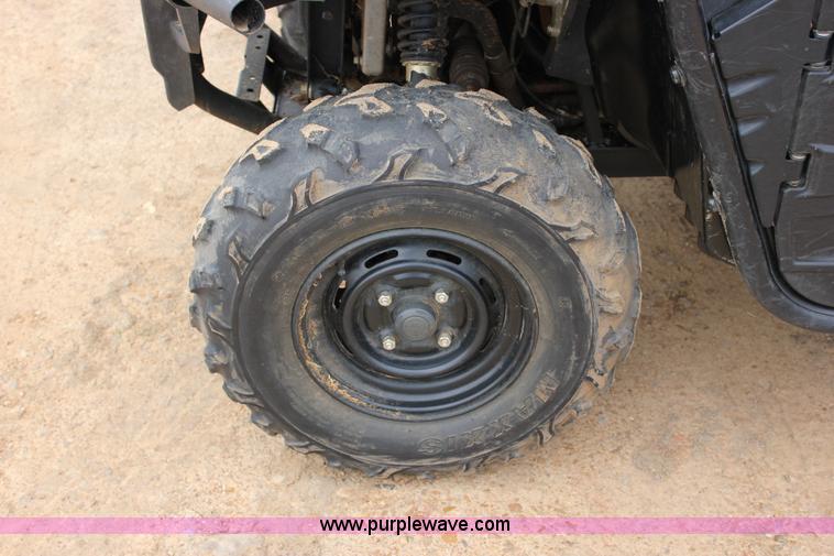 image for item J2279 2012 Yamaha Rhino 700FI utility vehicle