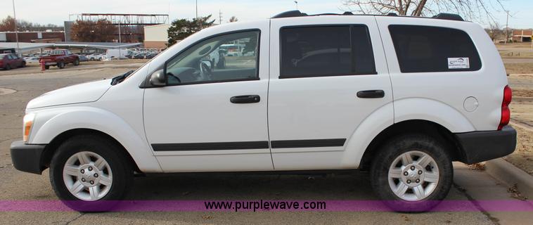 image for item J2329 2005 Dodge Durango ST SUV