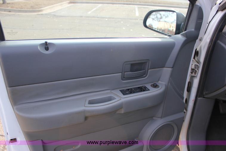 image for item J2329 2005 Dodge Durango ST SUV