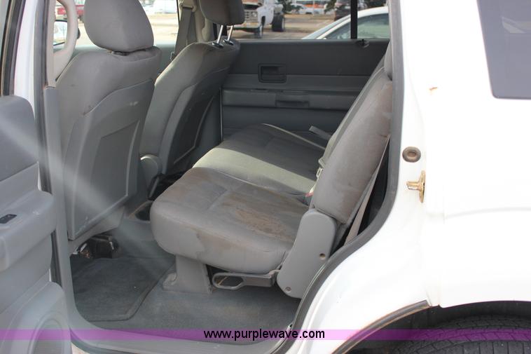 image for item J2329 2005 Dodge Durango ST SUV