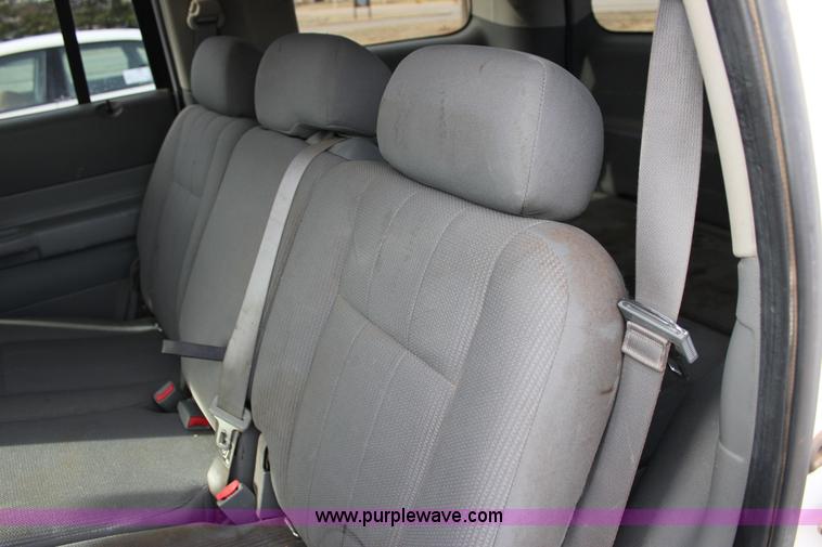 image for item J2329 2005 Dodge Durango ST SUV