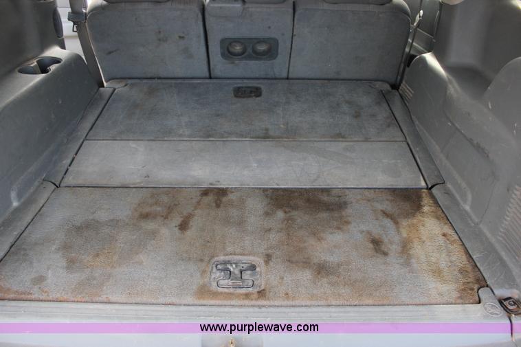 image for item J2329 2005 Dodge Durango ST SUV