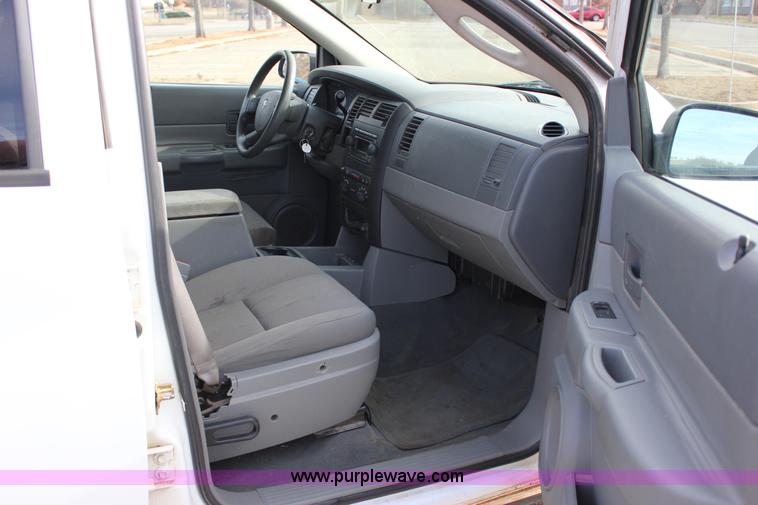 image for item J2329 2005 Dodge Durango ST SUV