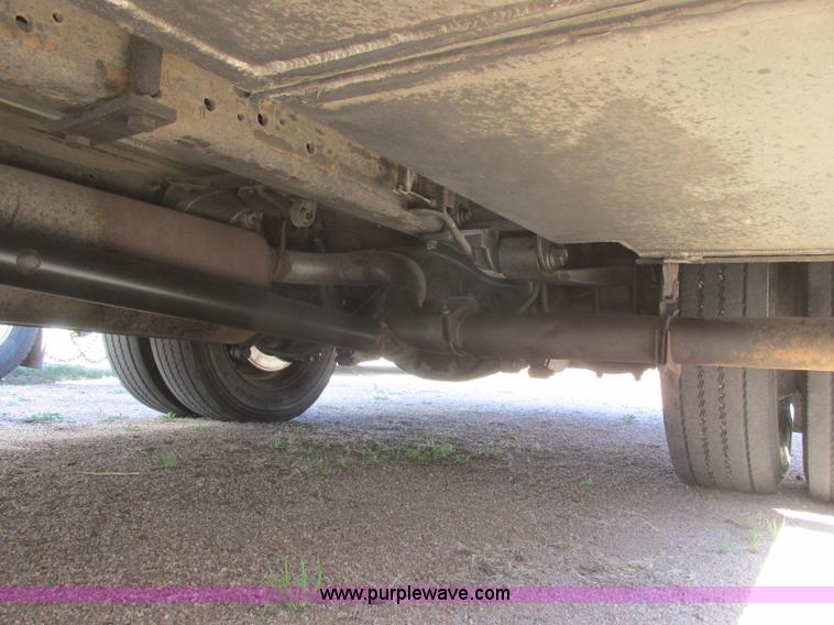 image for item J6690 2003 Ford F450 Super Duty ambulance