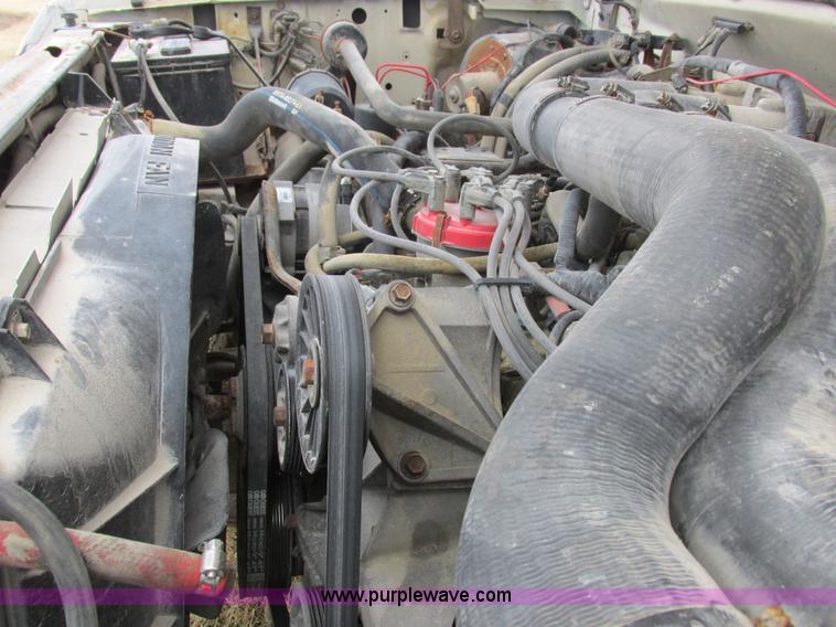 image for item K2026 1988 Ford F450 Super Duty flatbed truck