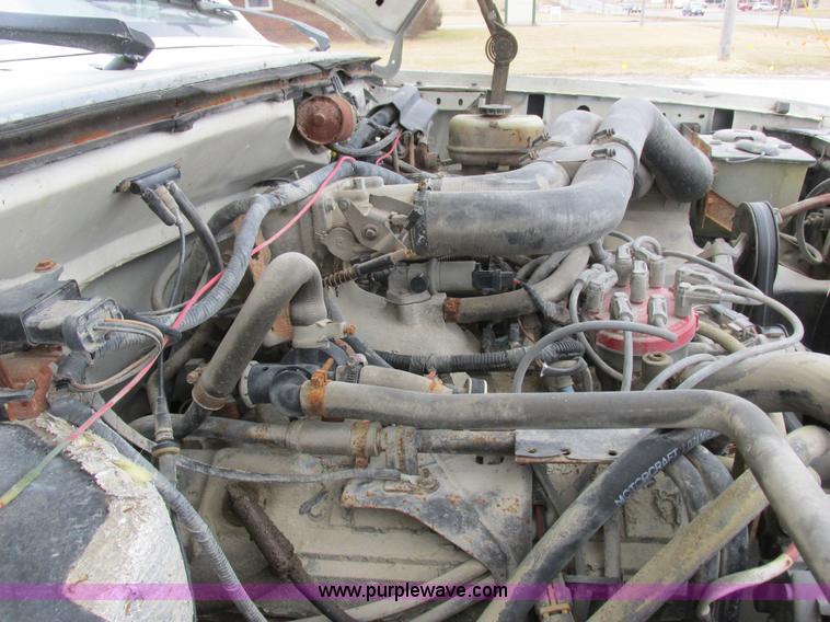 image for item K2026 1988 Ford F450 Super Duty flatbed truck