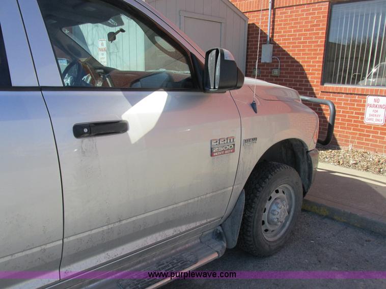 image for item K2052 2011 Dodge Ram 2500 Crew Cab pickup truck