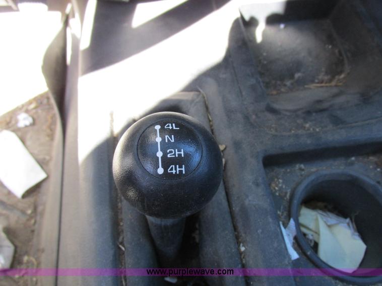 image for item K2052 2011 Dodge Ram 2500 Crew Cab pickup truck