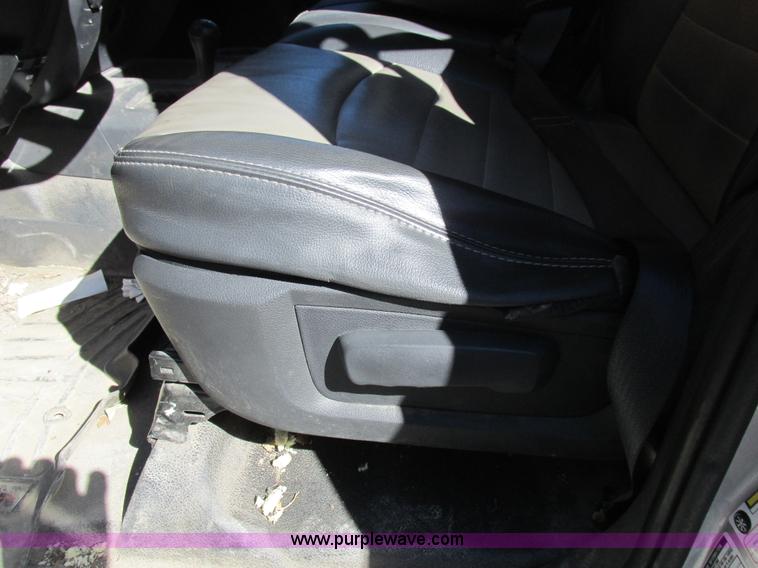 image for item K2052 2011 Dodge Ram 2500 Crew Cab pickup truck