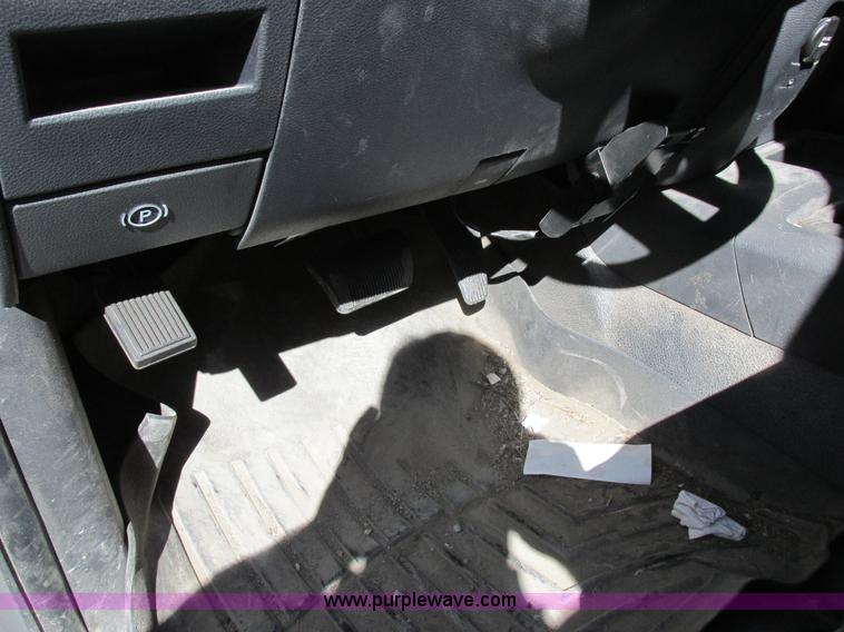 image for item K2052 2011 Dodge Ram 2500 Crew Cab pickup truck