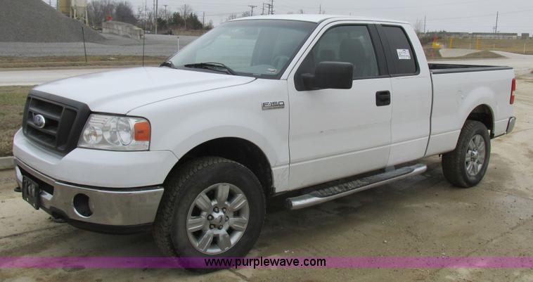 image for item K2066 2008 Ford F150 XLT SuperCab pickup truck