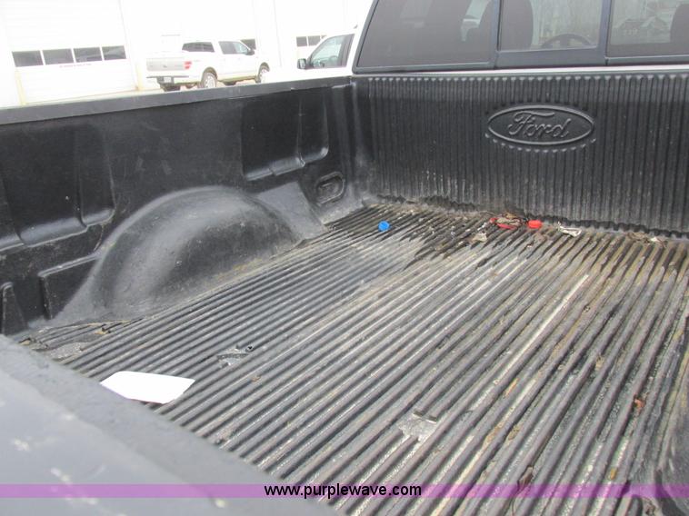 image for item K2066 2008 Ford F150 XLT SuperCab pickup truck