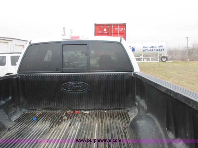 image for item K2066 2008 Ford F150 XLT SuperCab pickup truck