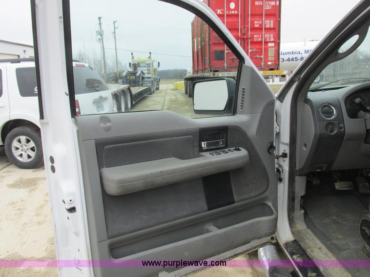 image for item K2066 2008 Ford F150 XLT SuperCab pickup truck