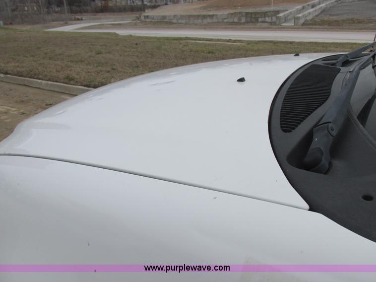 image for item K2067 2001 Ford F150 XLT pickup truck