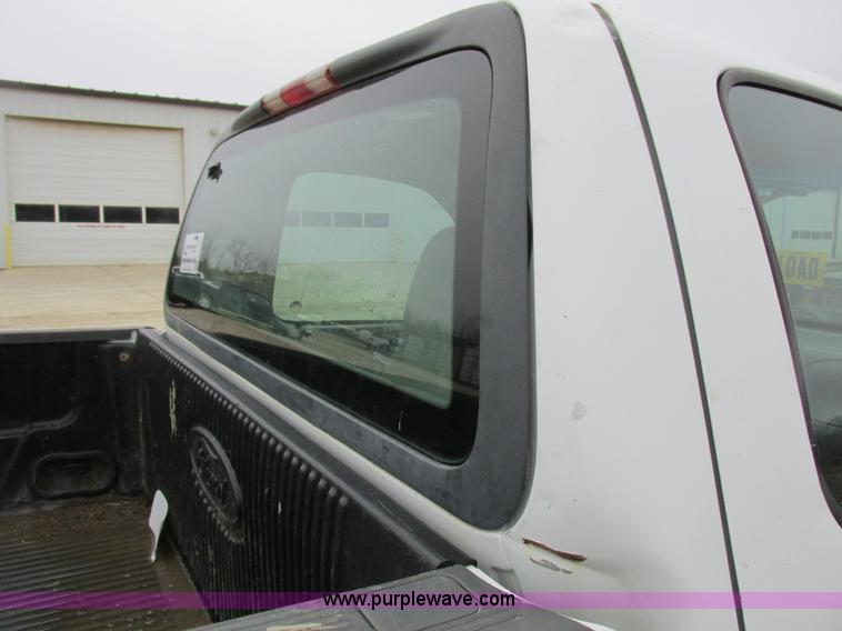 image for item K2067 2001 Ford F150 XLT pickup truck