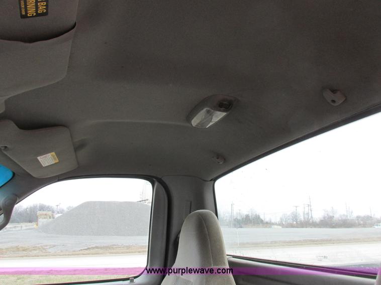 image for item K2067 2001 Ford F150 XLT pickup truck