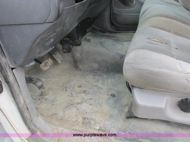 image for item K2067 2001 Ford F150 XLT pickup truck