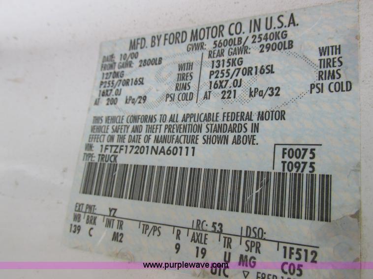 image for item K2067 2001 Ford F150 XLT pickup truck