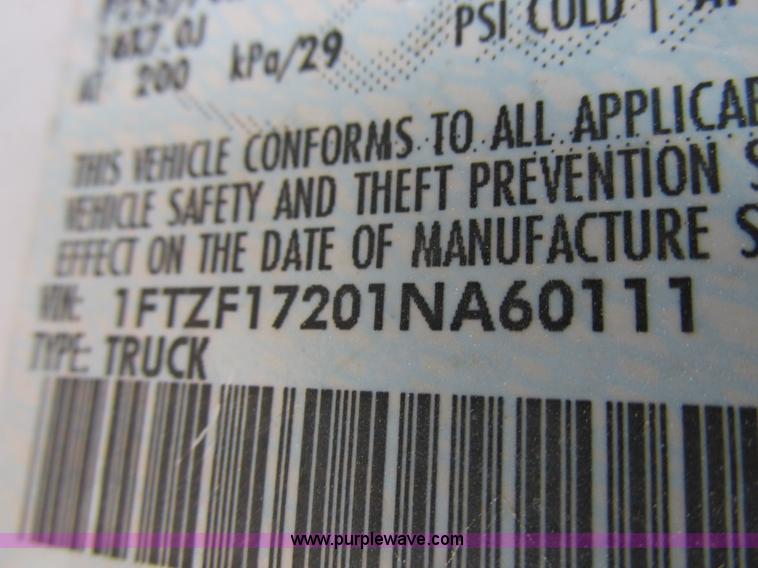 image for item K2067 2001 Ford F150 XLT pickup truck