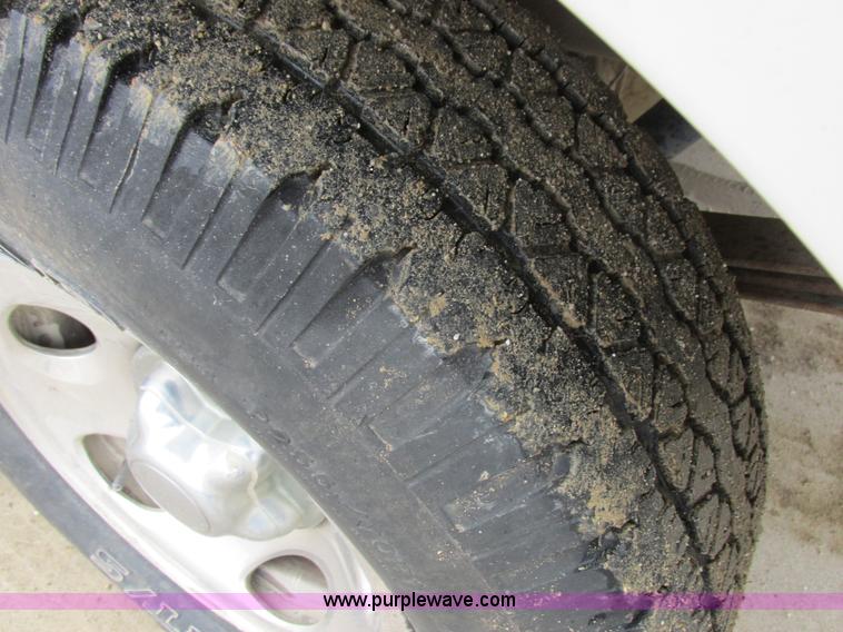 image for item K2067 2001 Ford F150 XLT pickup truck