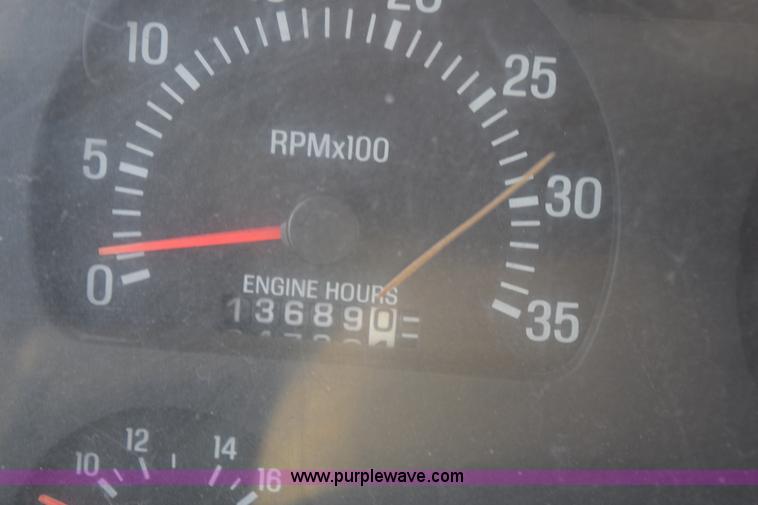 image for item K2401 2002 Sterling L9500 semi truck