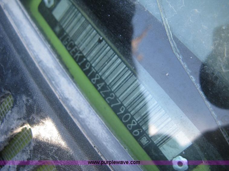 image for item K2868 2004 Chevrolet Silverado 1500 Z71 Ext. Cab pickup truck