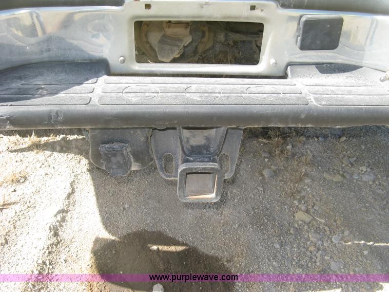 image for item K2868 2004 Chevrolet Silverado 1500 Z71 Ext. Cab pickup truck
