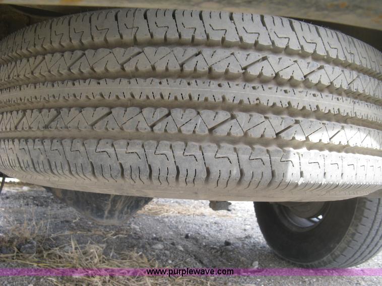 image for item K2985 2007 Chevrolet Silverado 2500 LS est. cab pickup truck