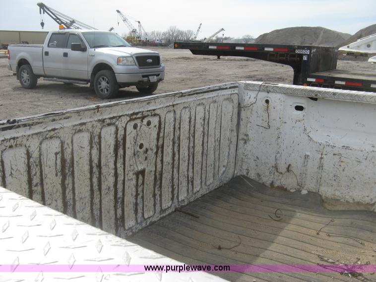 image for item K2985 2007 Chevrolet Silverado 2500 LS est. cab pickup truck